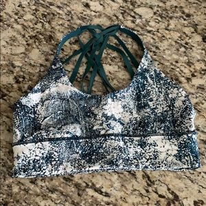 Lululemon Bra Size 10 - Worn Twice